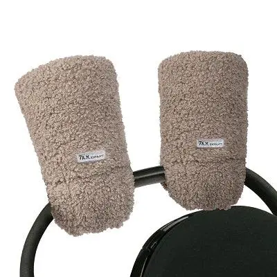 7 A.M. Warmmuffs Fleece Booties – Oatmeal Teddy Texture 1