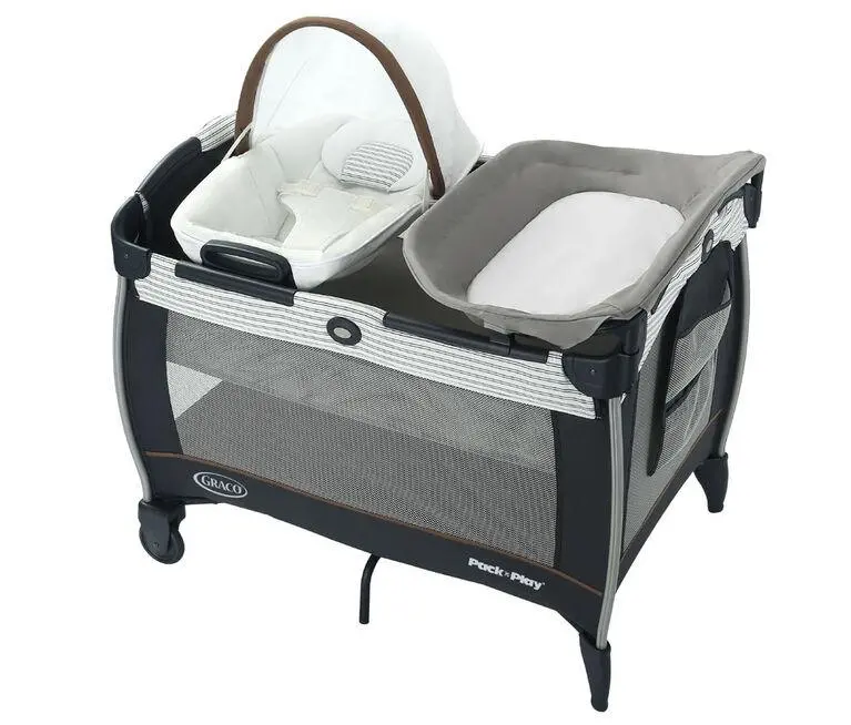 Graco Pack 'N Play® Close2Baby® Playard In Britton Design 1