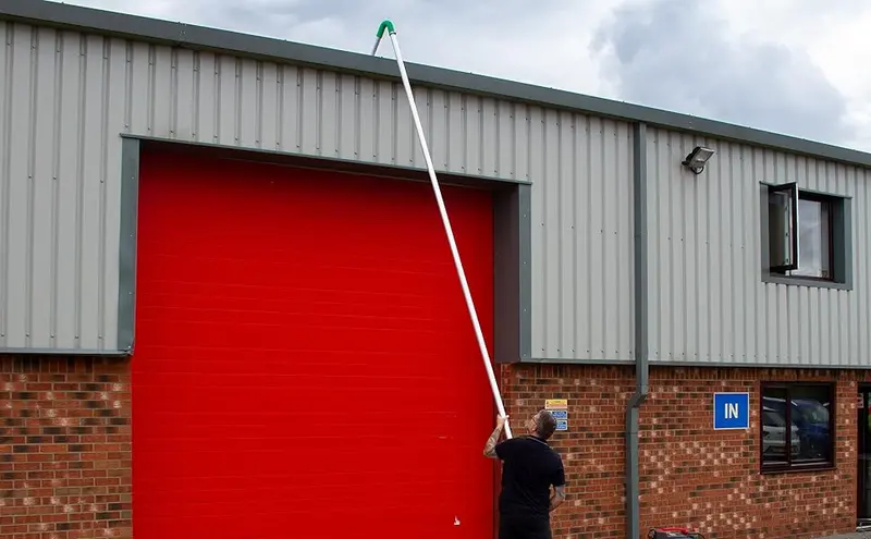 Gutter Vacuum Cleaner System – 90L Tank + 7.2M Extendable Pole (1.2–7.2M) 1