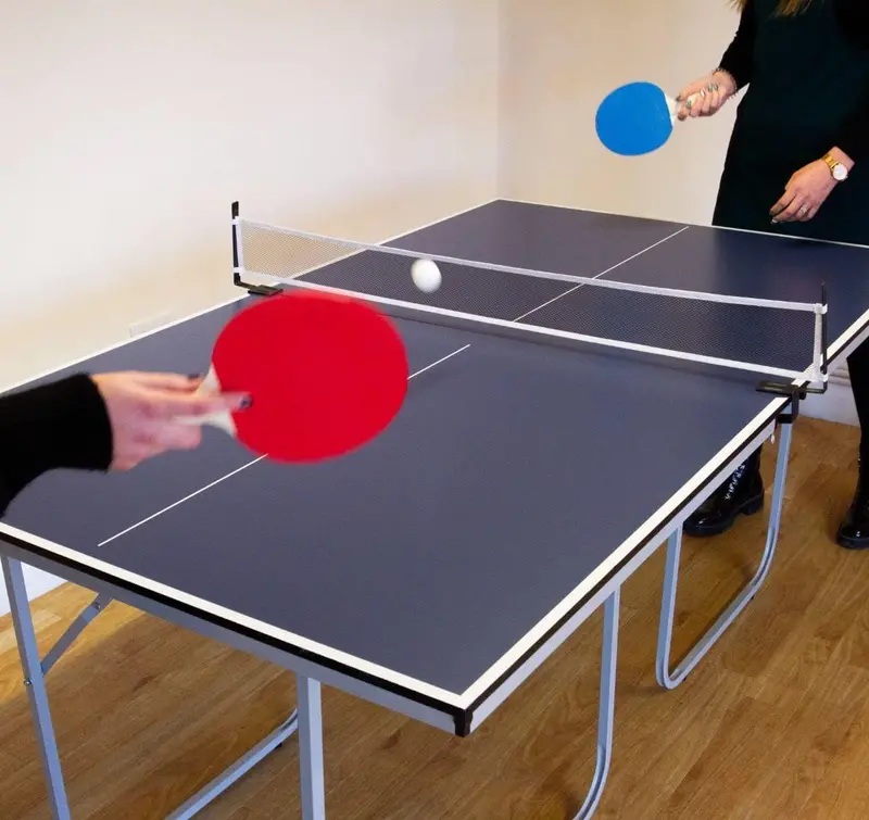 Portable Foldable Table Tennis Set – Includes Paddle, Balls, And Regulation Net 1