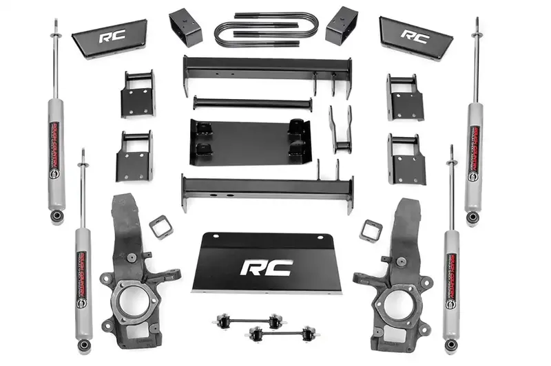 Rough Country 5-Inch Suspension Lift Kit With Performance Shocks – Model 476.20 1