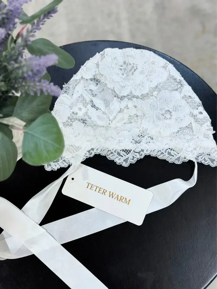 Teter Warm® Carol Baby Bonnet Featuring Delicate Floral Details (Style Ab10) 1