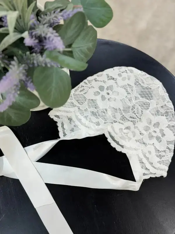 Teter Warm® Floral Lace Baby Bonnet For Infants (Style Ab17) 1
