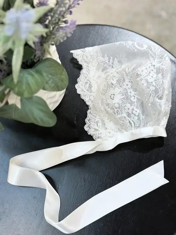 Teter Warm® Soft Lace Baby Bonnet With Floral Embellishments (Style Ab05) 1