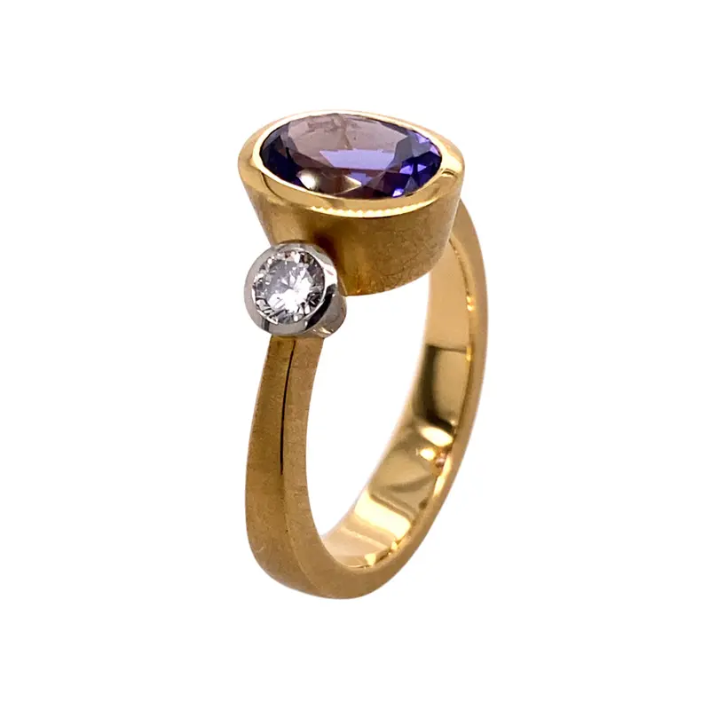 Tres Yellow Gold And Platinum Ring With Tanzanite And Diamond 1