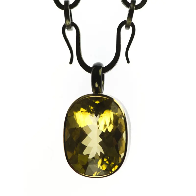 Vulkan Necklace In Silver And Yellow Gold With Scapolite 1